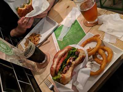 クラフトバーガー‬