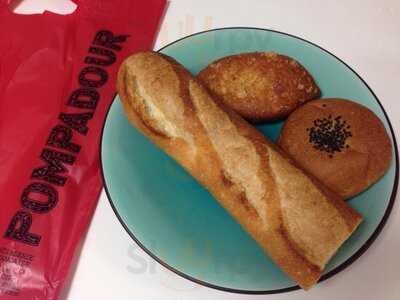 ポンパドール元町本店