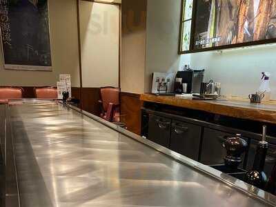 宮崎牛鉄板焼ステーキ みやざき館