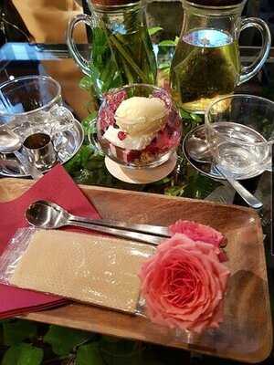 青山フラワーマーケット ティーハウス