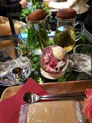 青山フラワーマーケット ティーハウス