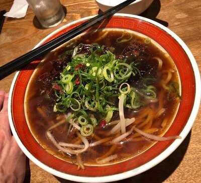 タイガー餃子会館 四条烏丸店