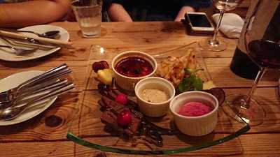 ア ラ シャラモン