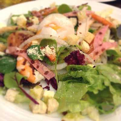 ニューミュンヘン 本店