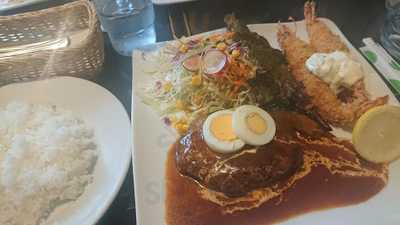 カフェ ド シャンソン