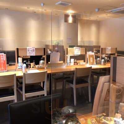 やよい軒 内本町店