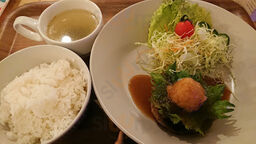 Tea House Dog Cafe ぷらっとわん
