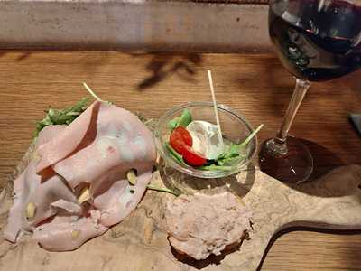 オステリア ウーヴァ・ラーラ 横浜相鉄joinus店