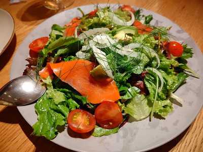 オステリア ウーヴァ・ラーラ 横浜相鉄joinus店