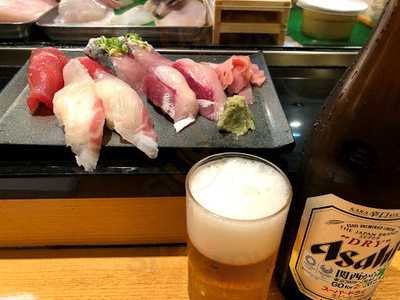 季節の鍋と寿司食べ放題 市場ずし 心斎橋店