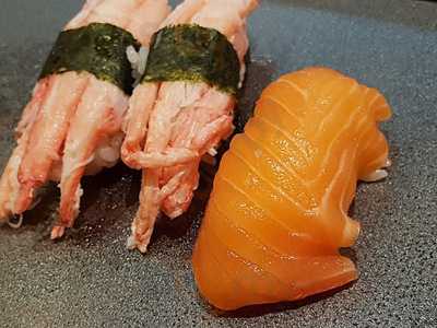 季節の鍋と寿司食べ放題 市場ずし 心斎橋店