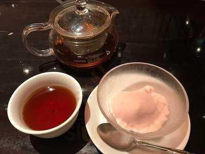 廣東料理 民生 ヒルトンプラザウエスト店