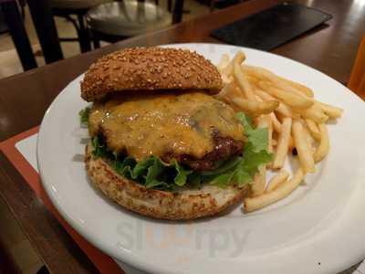 ハンバーグ&ステーキhiro 京都ヨドバシ店