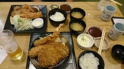 とんかつkyk 阪急三番街店