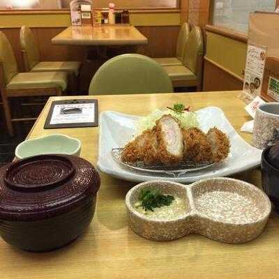 とんかつkyk 阪急三番街店