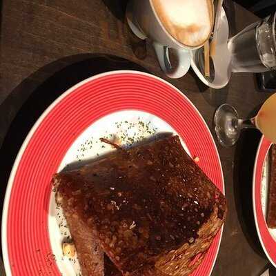 ギャルソンクレープ