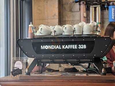 モンディアルカフェ328