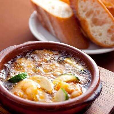 野菜とワインのお店 ビトレス プリュス 裏なんば