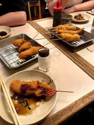 串かつだるま北新地店