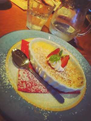 スパイシーカフェにんにくや