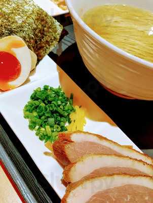 ラーメンさんぱち 八戸店