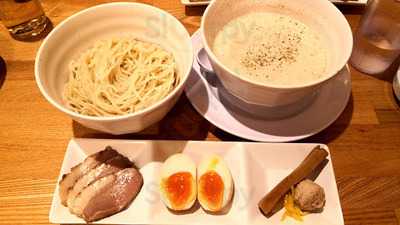 ラーメンさんぱち 八戸店