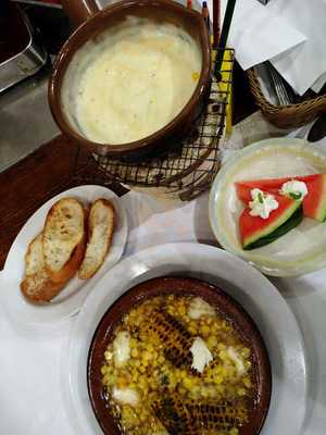 横浜チーズカフェ