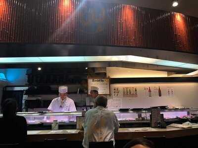 すしざんまい 渋谷東口店