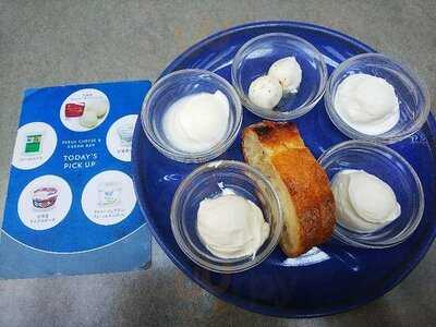 タカナシミルクレストラン