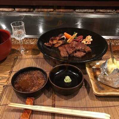 ステーキハウスよしだ