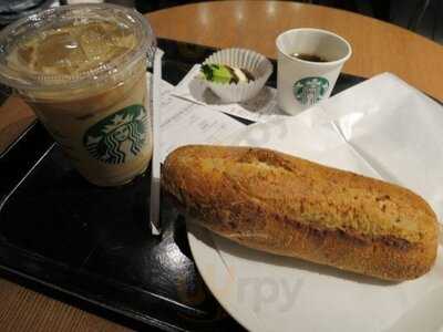 スターバックスコーヒー 梅田 蔦屋書店