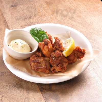 英国パブ　ピッグ＆ホイッスル