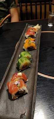 麺匠の心つくし つるとんたん 本町楼