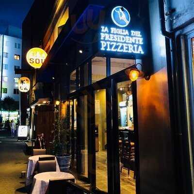 ラ フィーリア デル プレジデンテ