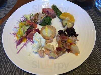 アトモスダイニング