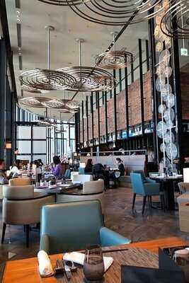 アトモスダイニング