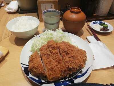 とんかつ 寿々木