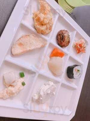 ダイナミックキッチン＆バー　燦　ヒルトンプラザウエスト店