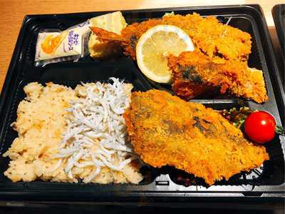 魚とワイン Hanatare　横浜東口店