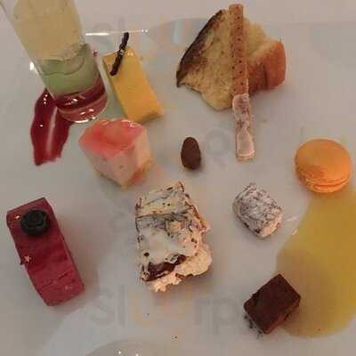 アルモニーアンブラッセ大阪restaurant Rayon