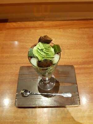 茶匠 清水一芳園 京都本店