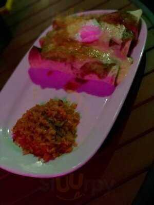 チレス メキシカングリル原宿