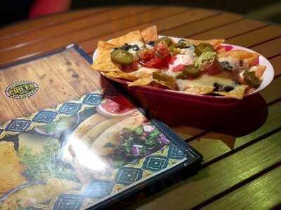 チレス メキシカングリル原宿