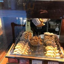 薄皮たい焼 銀のあん たまプラ－ザテラス店