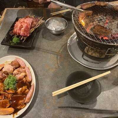 炭火焼肉 昭和大衆ホルモン 道頓堀