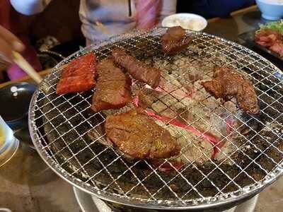 炭火焼肉 昭和大衆ホルモン 道頓堀