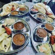 インド料理ラドゥニ 川口店