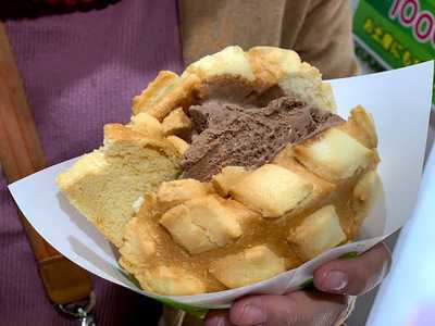 世界で2番目においしい焼きたてメロンパンアイス アメリカ村店