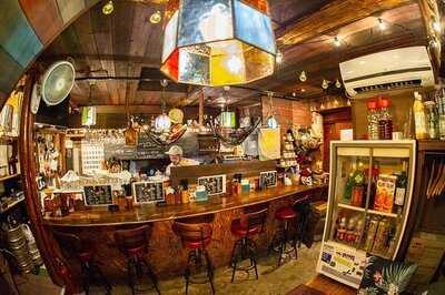 無国籍居酒屋　bon