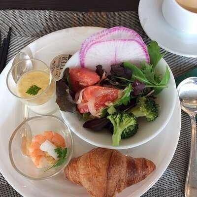 オールデイダイニング ルオーレ